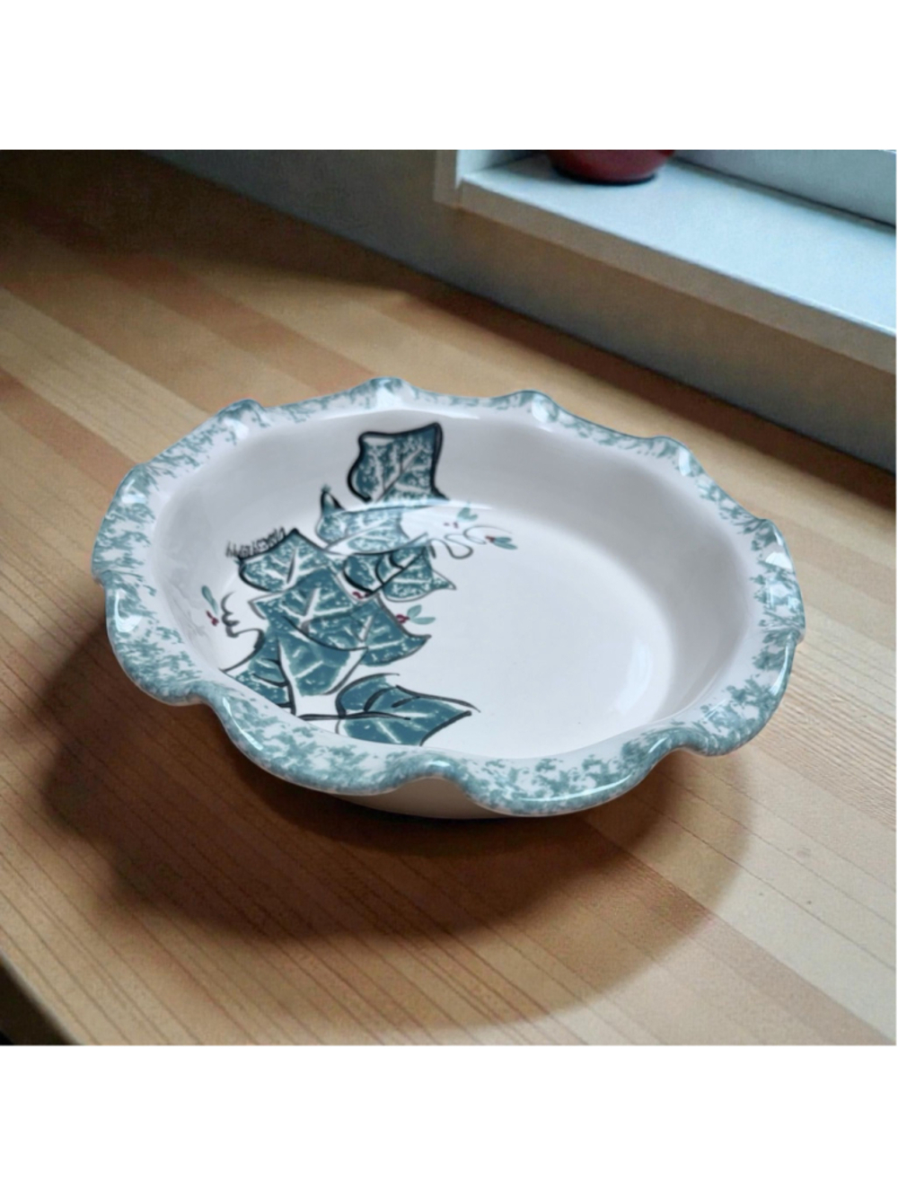 Ellis Pottery Hand Painted Ivy Serving Bowl Texas Studio Pottery Holly & Berries